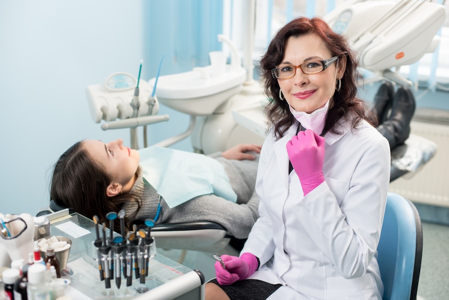 Laser Dentistry Treatment in Vivek Vihar.