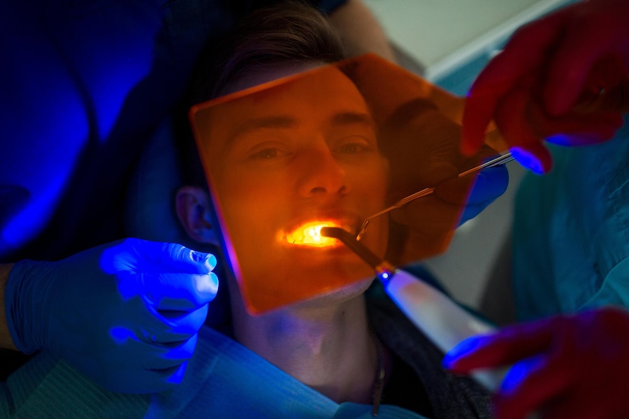 Laser Dentistry Treatment in Vivek Vihar.