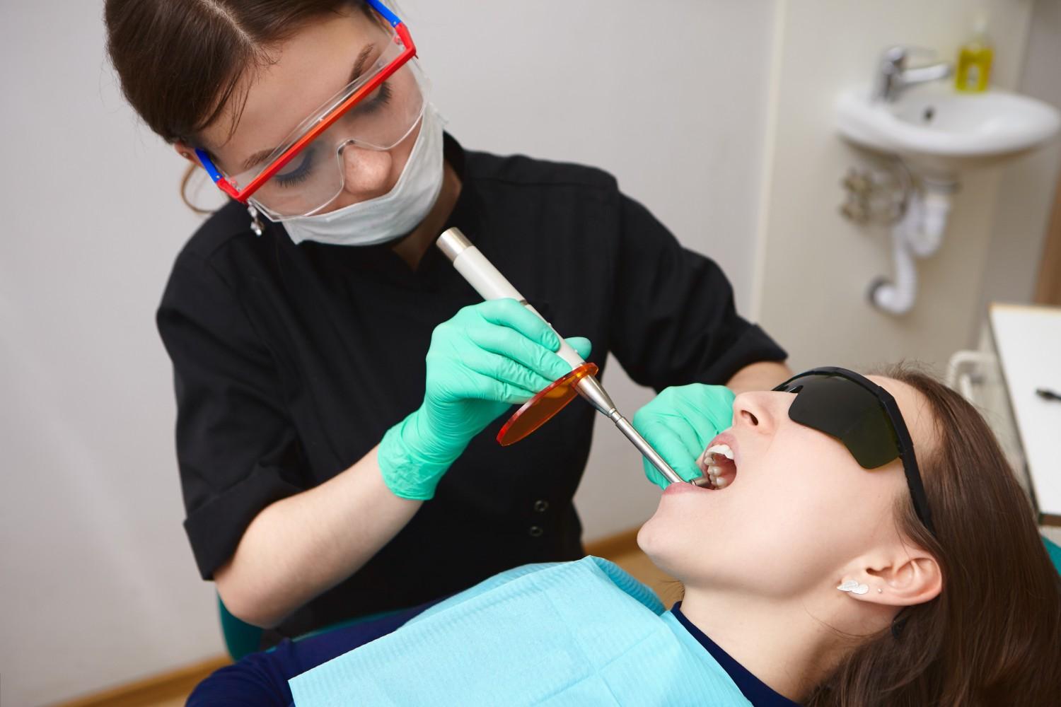 Best Teeth Cleaning Treatment in East Delhi